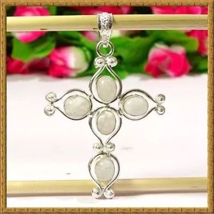 Cross pendant